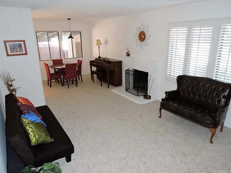 7451 Colombia Dr — Photo 1