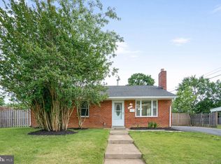 4015 Arcadia Rd, Alexandria, VA 22312