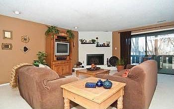 2nd image of 11220 Cottonwood Dr #29A
