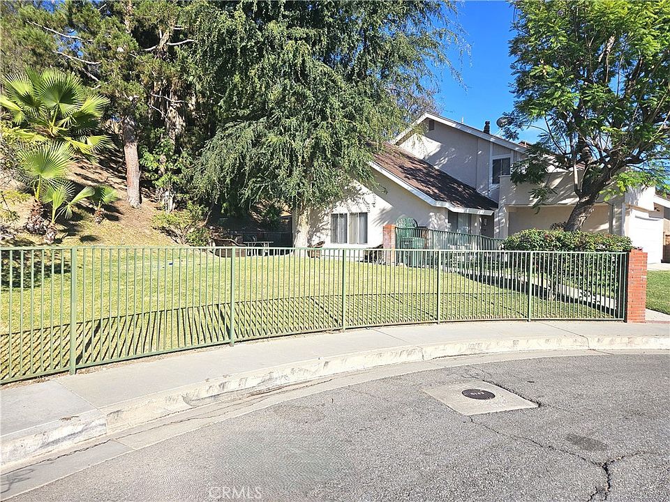 1st image of 2322 S Lynn Ct