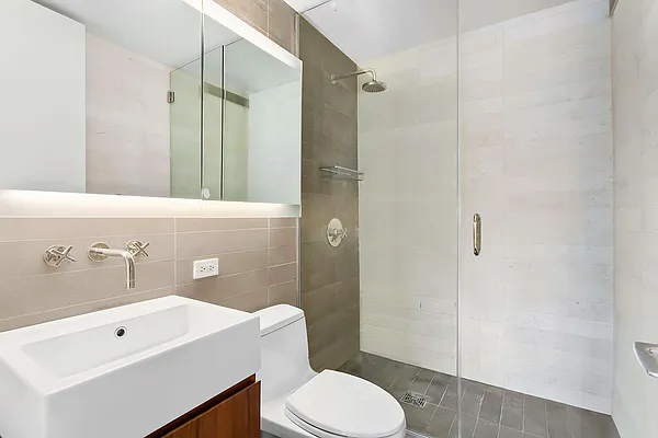 Sold by Compass | media 23