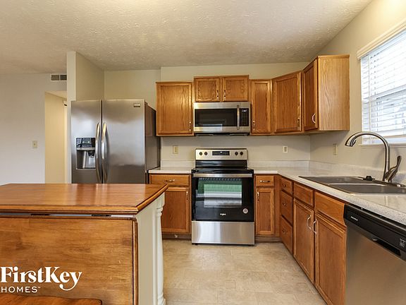 5th image of 5842 Glen Haven Blvd
