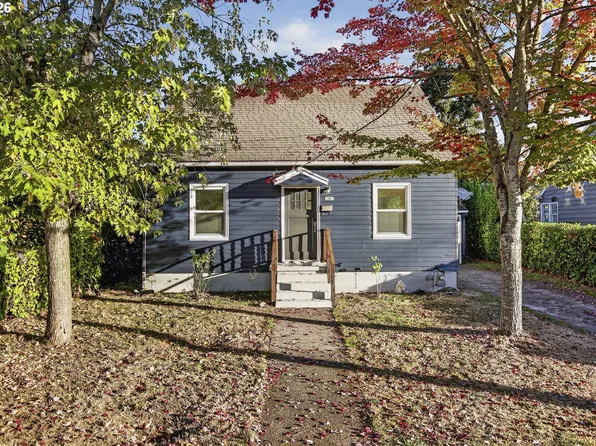 8301 NE Hassalo St, Portland, OR 97220