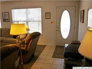 1st image of 1436 Petunia Way S