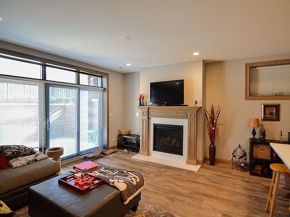 2nd image of 4324 N Ashland Ave #Gsf