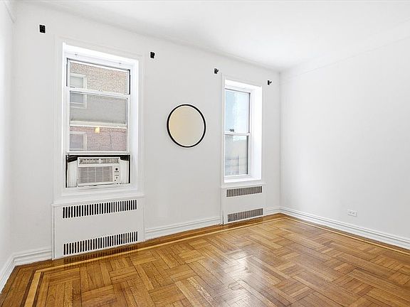 5th image of 111-39 76th Rd APT A7