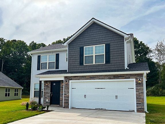 2nd image of 260 Lockeland Park Dr
