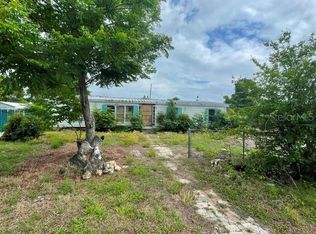 12024 Lakeview Dr, Leesburg, FL 34788