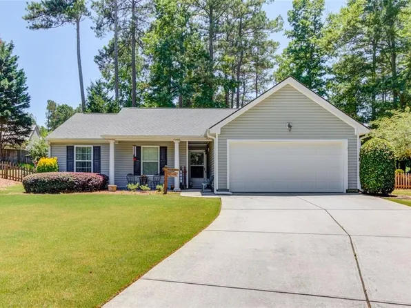 1202 Benton Ct, Bethlehem, GA 30620
