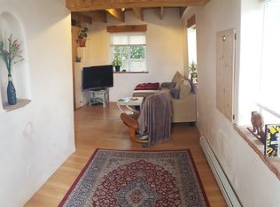 716 Camino Porvenir, Santa Fe, NM 87505
