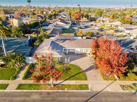 2nd image of 1628 Minorca Dr