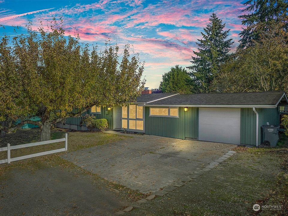 1st image of 3007 Elwood Dr W