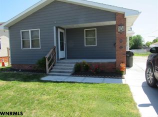 1521 14th Ave, Scottsbluff, NE 69361