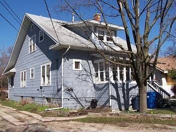 4th image of 141 S Park St