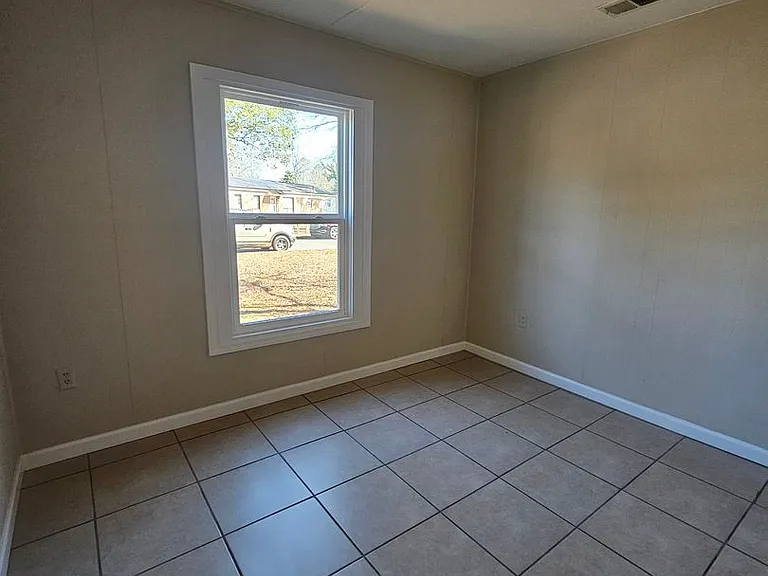 4529 Wactor St — Photo 7