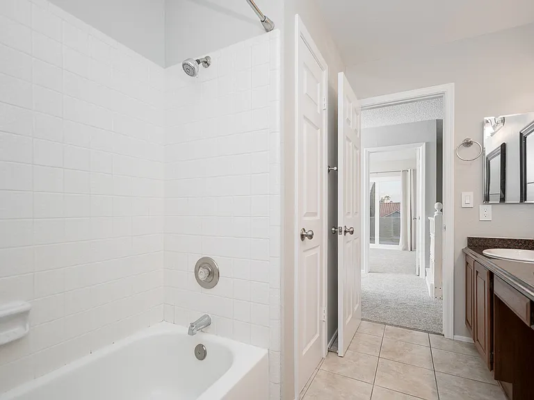 Secondary Bathroom Upstairs