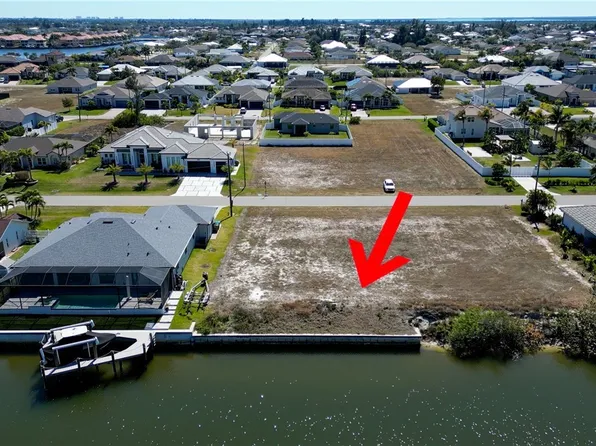 3327 NW 2nd St, Cape Coral, FL 33993