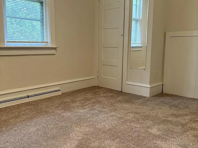 130 Poplar St — Photo 9