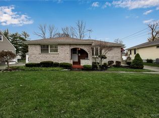 141 Homestead Dr, North Tonawanda, NY 14120