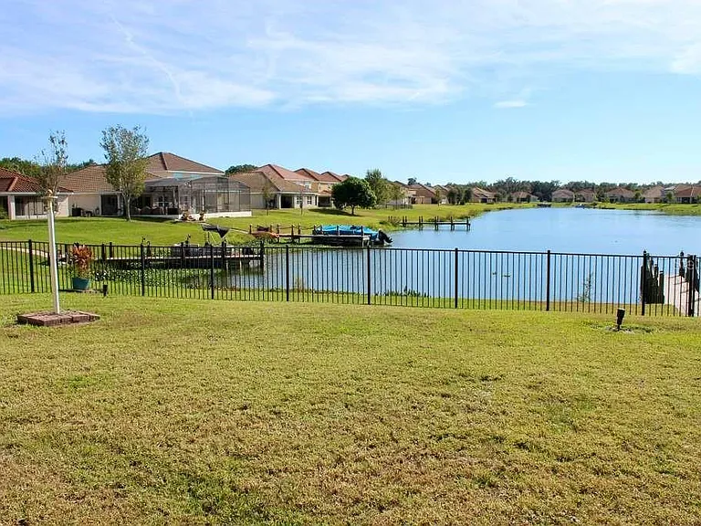 1408 Lanier Point Pl — Photo 5
