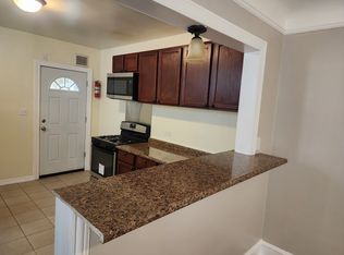 4842 Elm St, Skokie, IL 60077