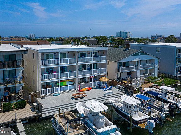 4th image of 411 Bayshore Dr #301