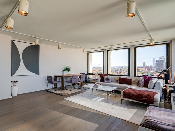 4th image of 220 Locust St APT 15A
