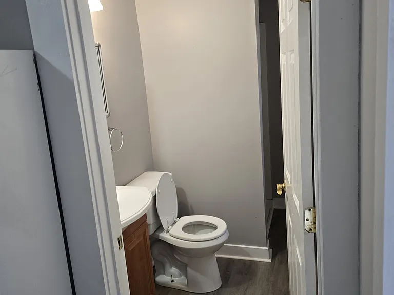 315 Cedar St #1 — Photo 5