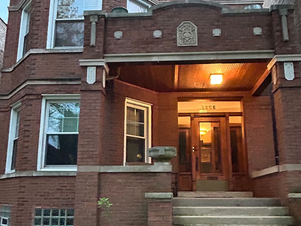 1st image of 1355 W Thorndale Ave