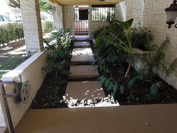 3rd image of 17847 Margate St #313