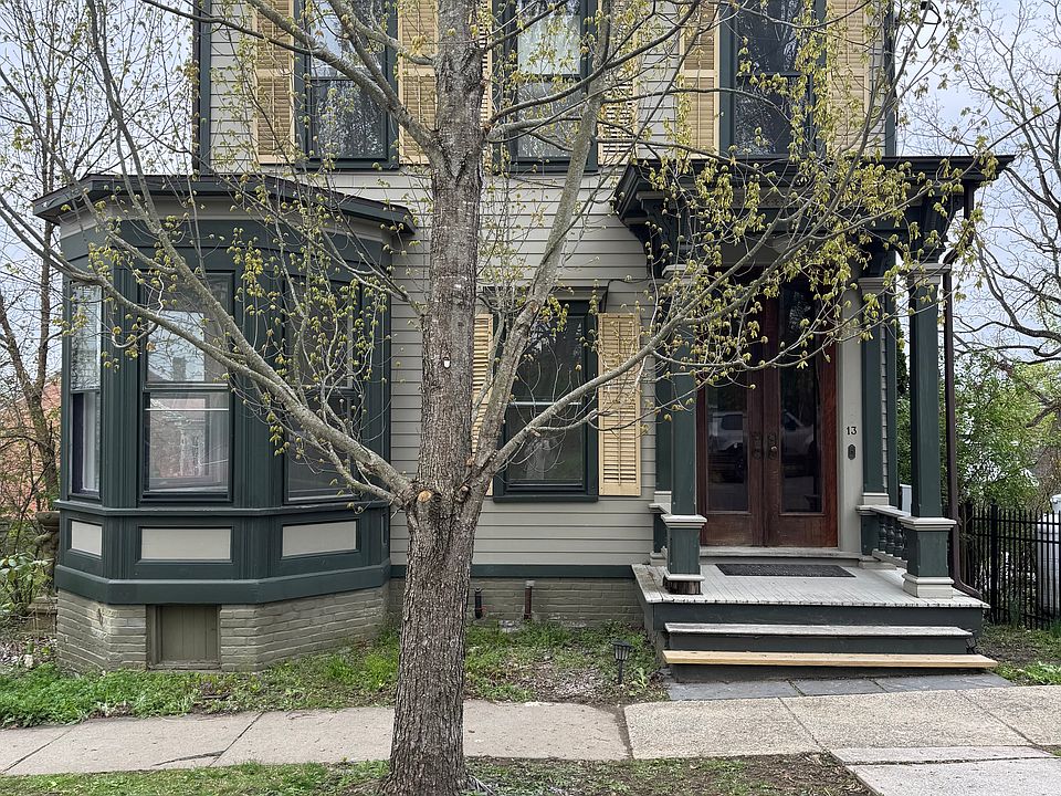 1st image of 13 S Franklin St #1