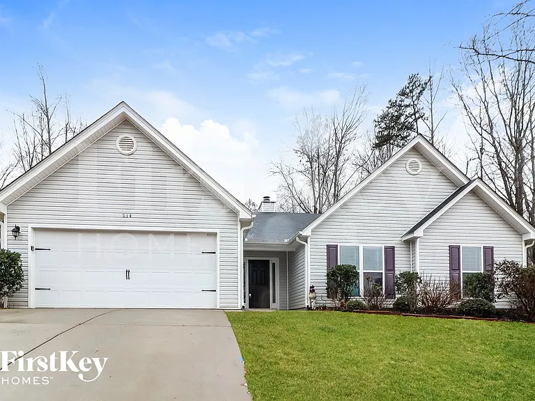 214 Falling Leaf Ln — Photo 1
