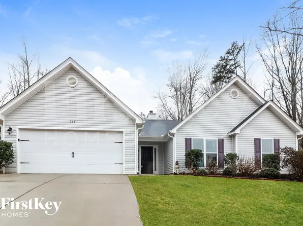 214 Falling Leaf Ln, Winder, GA 30680