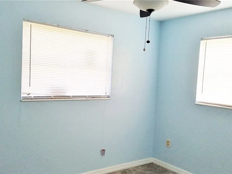434 Buena Vista Blvd S — Photo 9