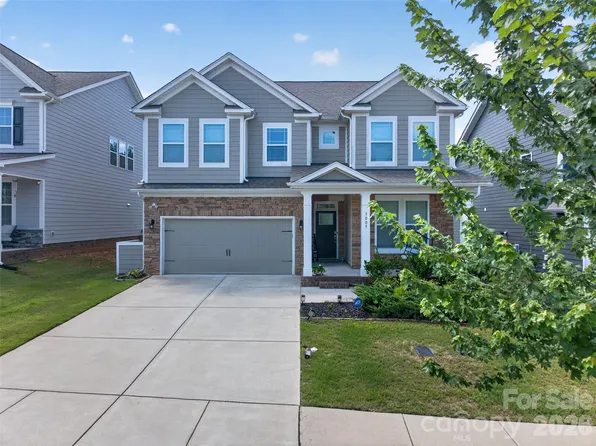 3009 Lydney Cir, Waxhaw, NC 28173