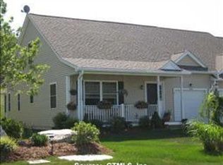 308 Spruce Hill Dr, Oxford, CT 06478