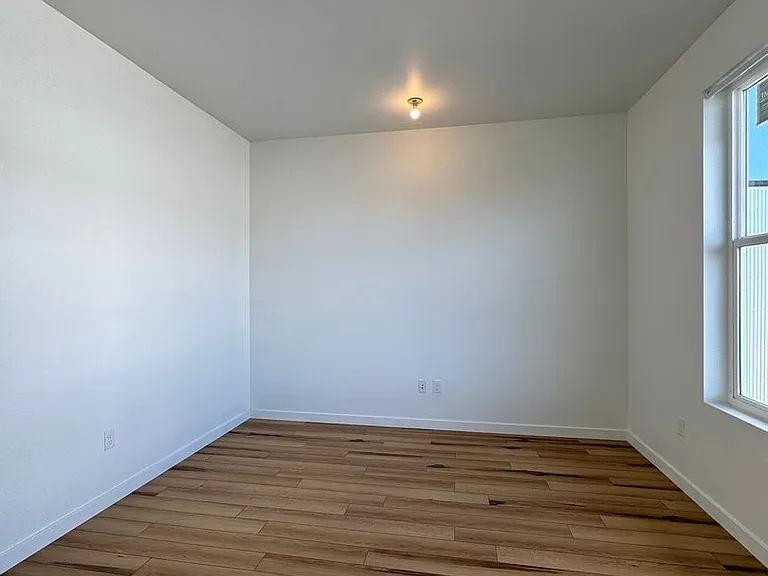 404 E Windsor Ct #2 — Photo 10