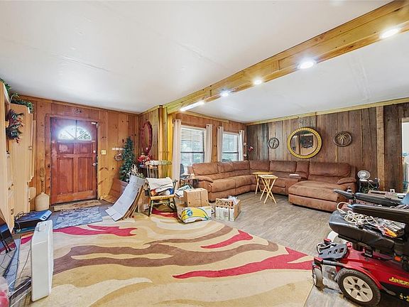 5th image of 1418 McGee Rd