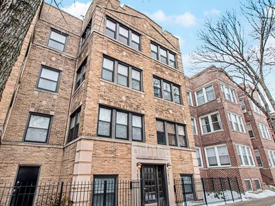 1518 W Addison St APT 3, Chicago, IL, 60613