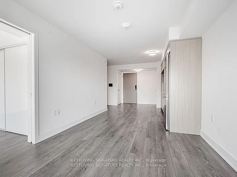 585 Bloor St E #1521 — Photo 11