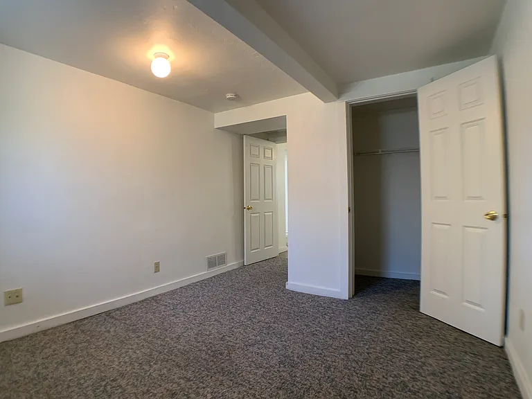 215CanningSt - LowerLevelBedroom2(2)_11242020