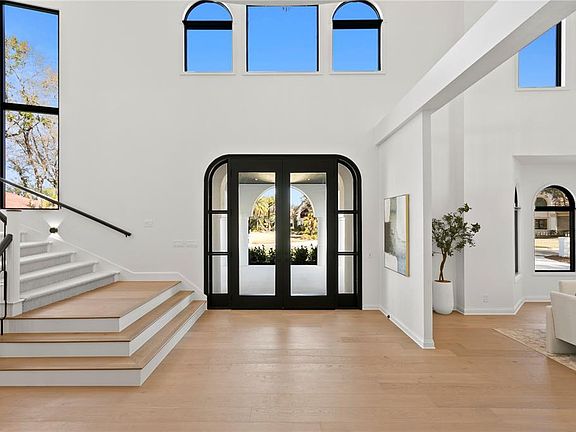 2nd image of 6324 W MACLAURIN DRIVE