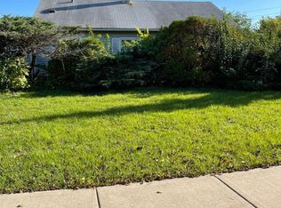 116 Fairview Ln, Streamwood, IL 60107