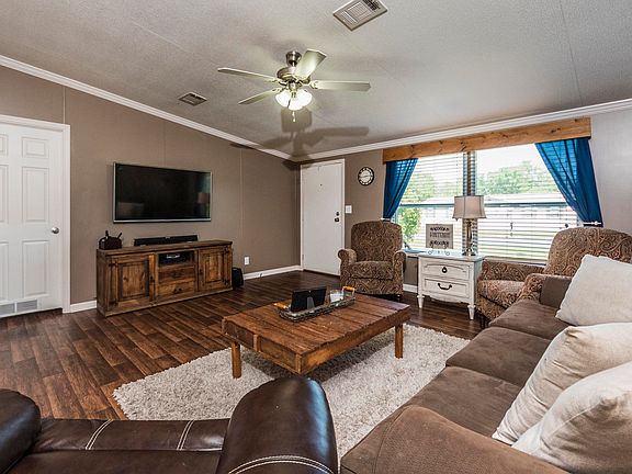 2nd image of 173 Chardonnay Dr