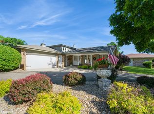 17258 Thornwood Dr, South Holland, IL 60473