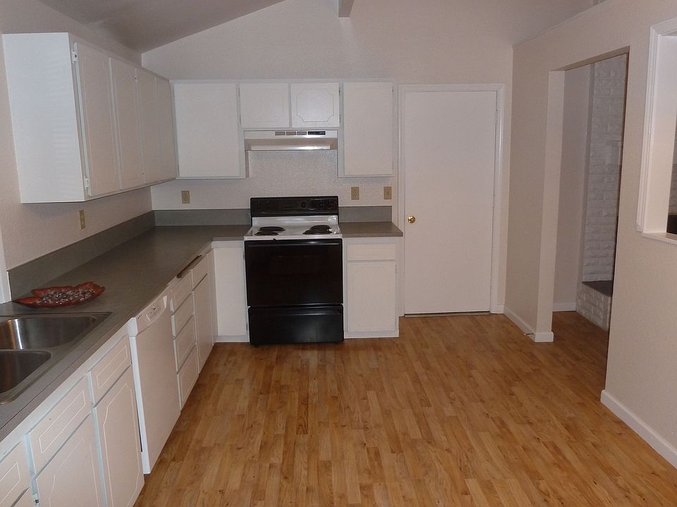 2nd image of 87635 Rice Rd