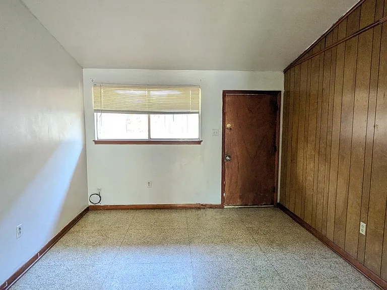 2301 Lafayette St #9 — Photo 2