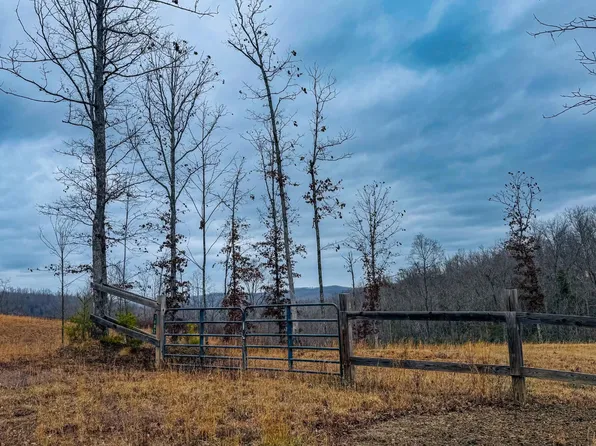 1682 Clifty Creek Rd, Winfield, TN 37892