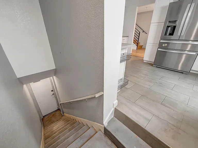 4424 Coldwater Canyon Ave #3 — Photo 8