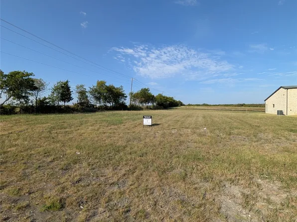 102 Deer Crossing Rd, Gunter, TX 75058